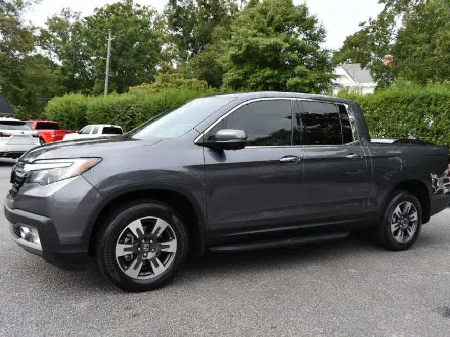 2019 Honda Ridgeline RTL-E photo 1