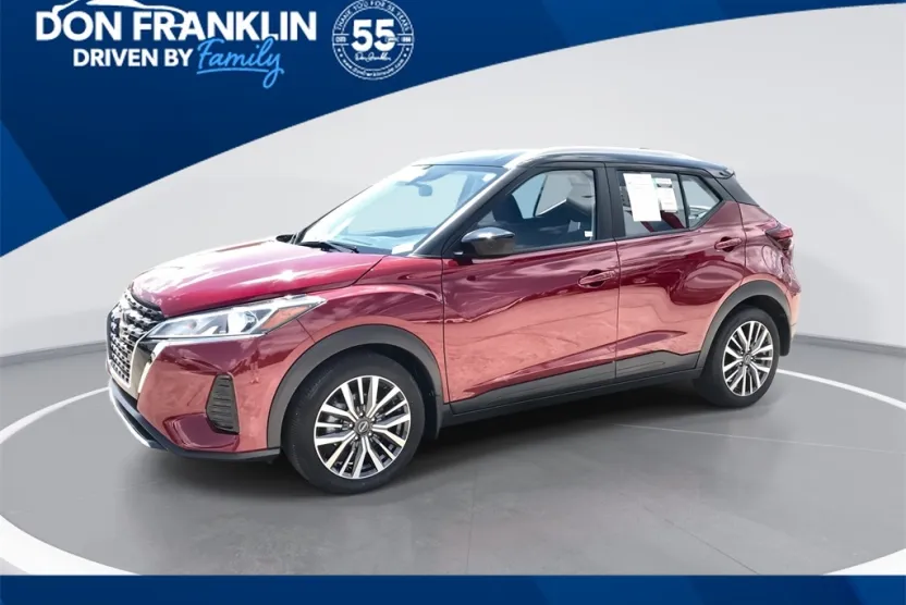 2023 Nissan Kicks SV photo 1