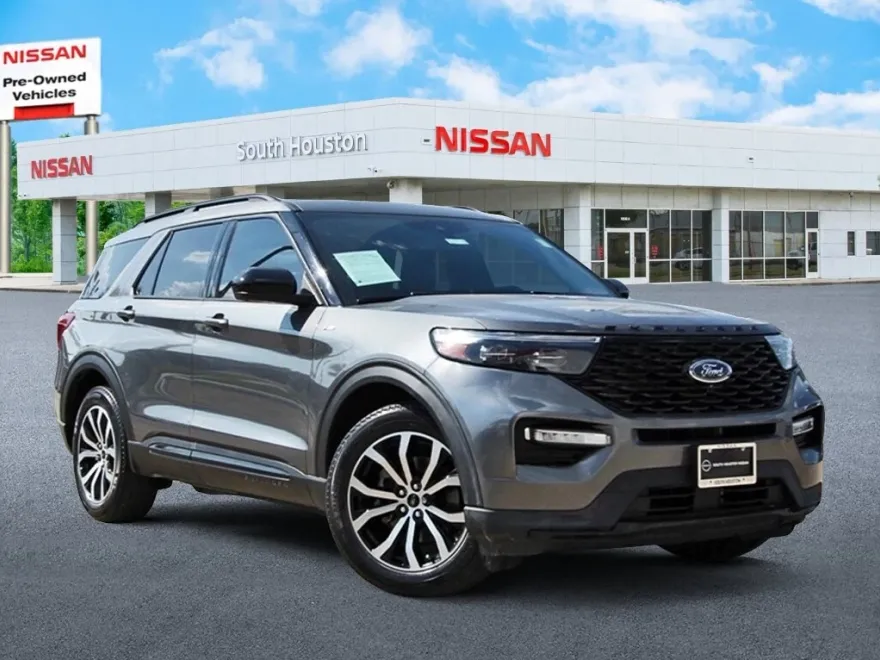 2022 Ford Explorer ST-Line photo 1