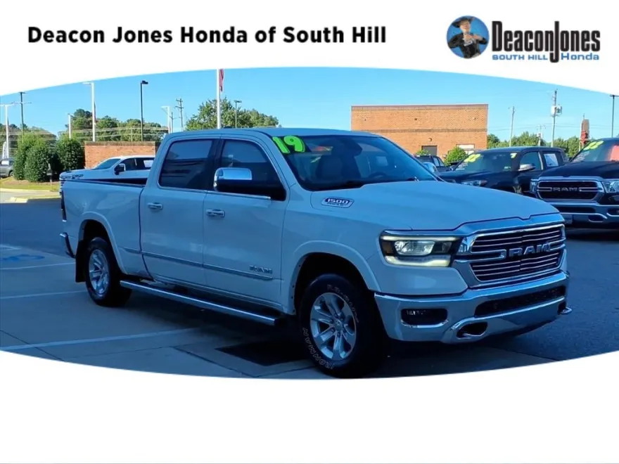2019 Ram 1500 Laramie photo 1