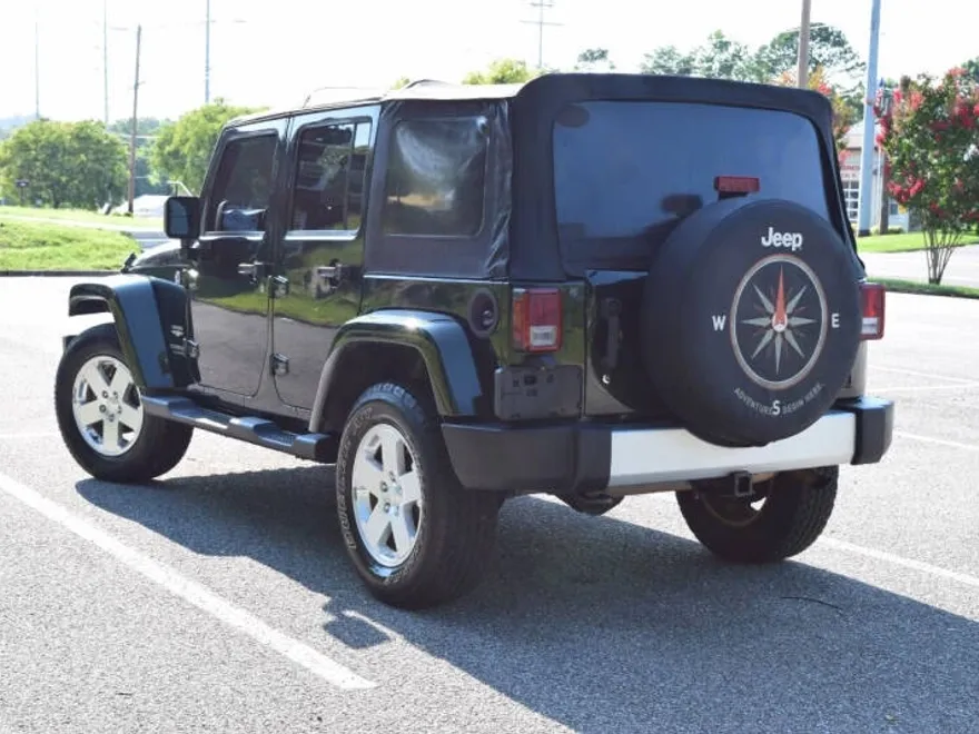 2011 Jeep Wrangler Unlimited Sahara photo 1