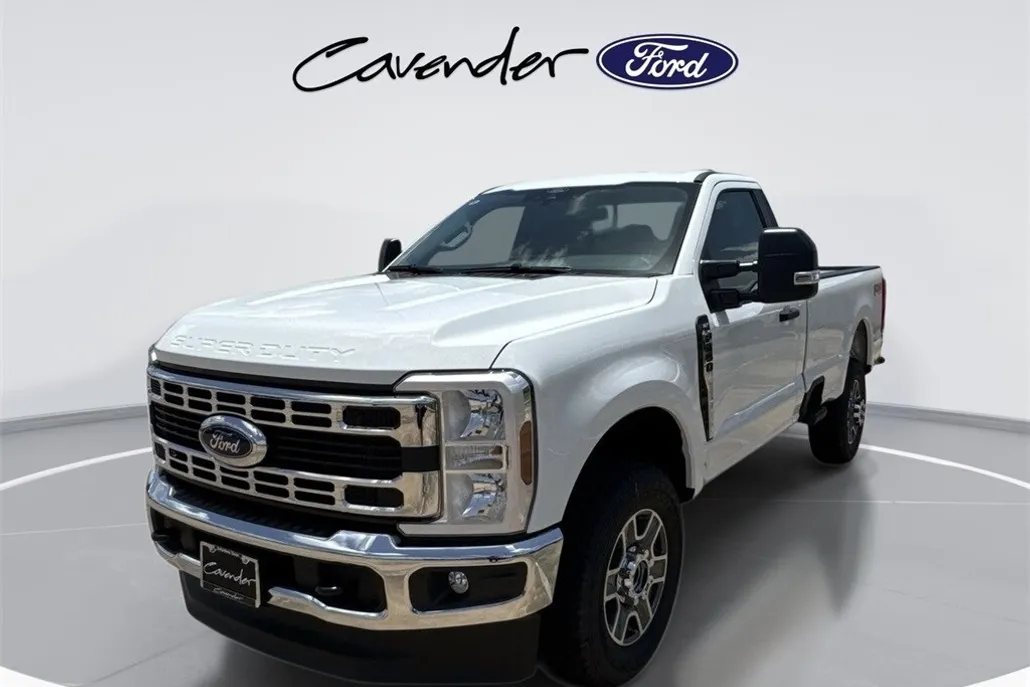 2025 Ford F-350 XLT photo 1