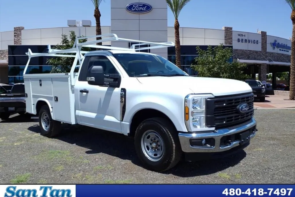 2025 Ford F-250 XL photo 1