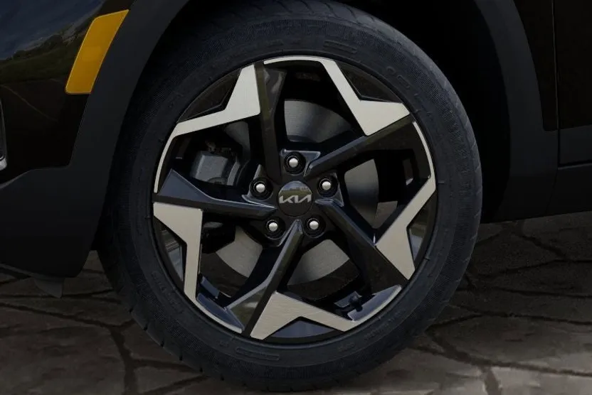 2026 Kia Seltos S photo 1