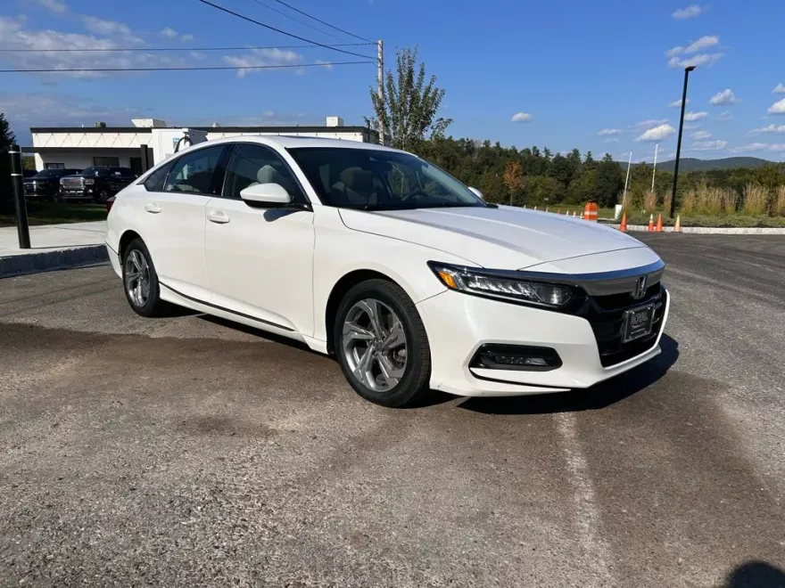 2020 Honda Accord EX photo 1