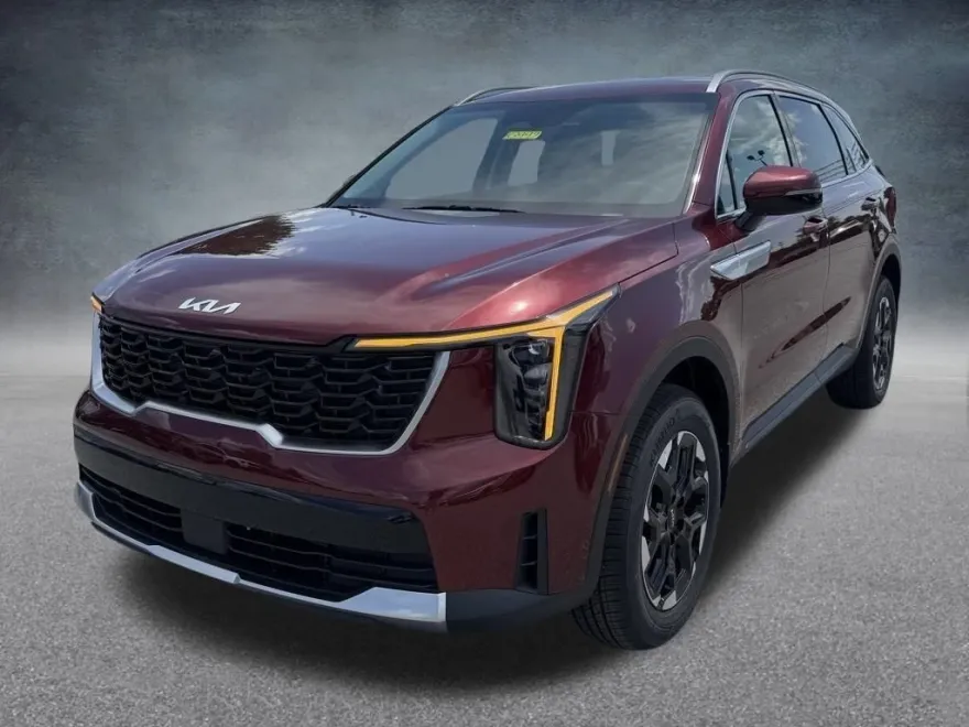 2025 Kia Sorento S photo 1