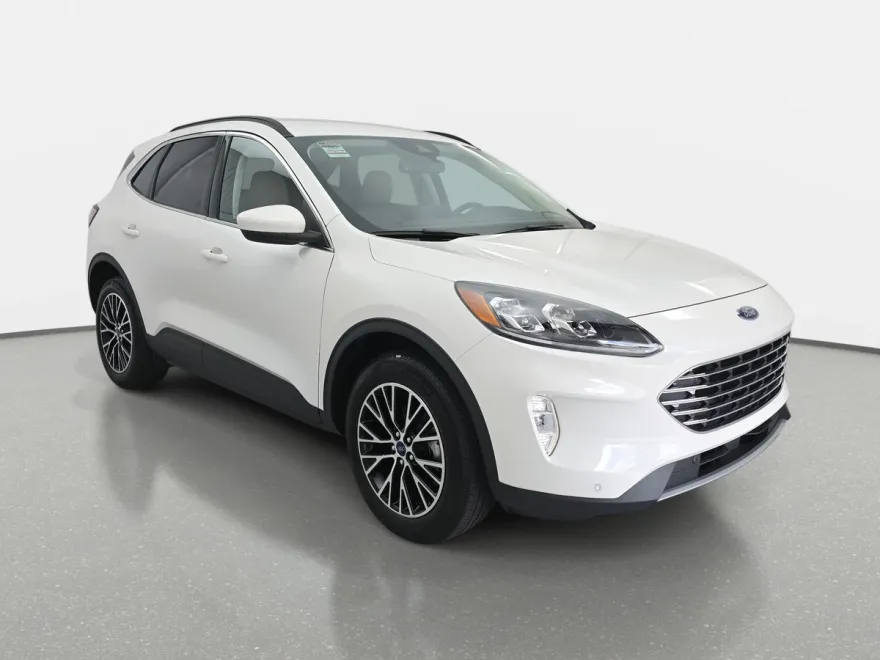 2022 Ford Escape Titanium Plug-In Hybrid photo 1