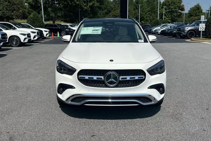 2026 Mercedes Benz GLA 250 photo 1