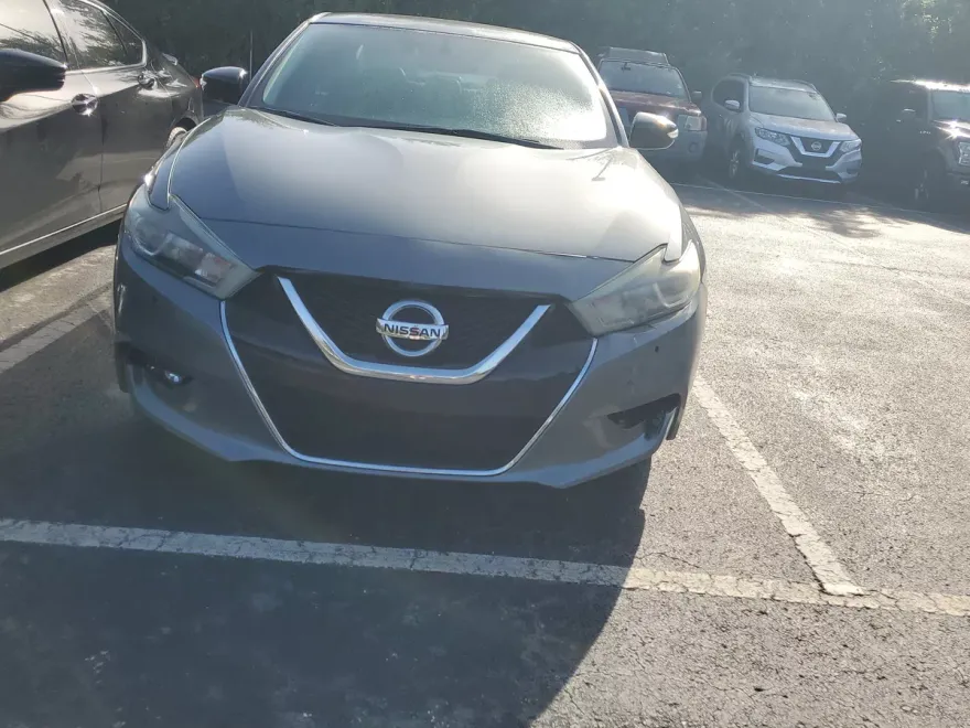 2018 Nissan Maxima SV photo 1