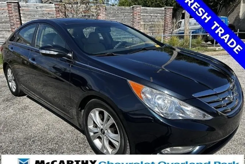 2013 Hyundai Sonata Limited photo 1