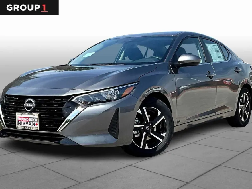 2025 Nissan Sentra SV photo 1