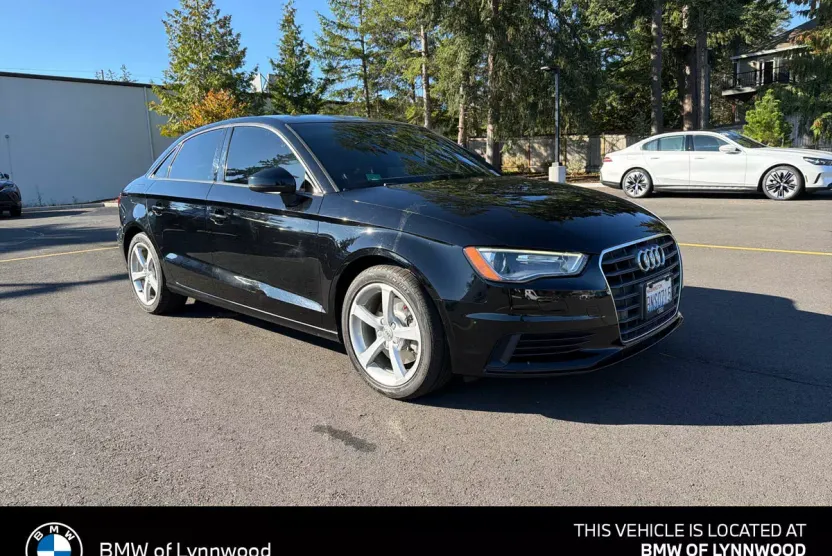 2016 Audi A3 1.8T Premium photo 1