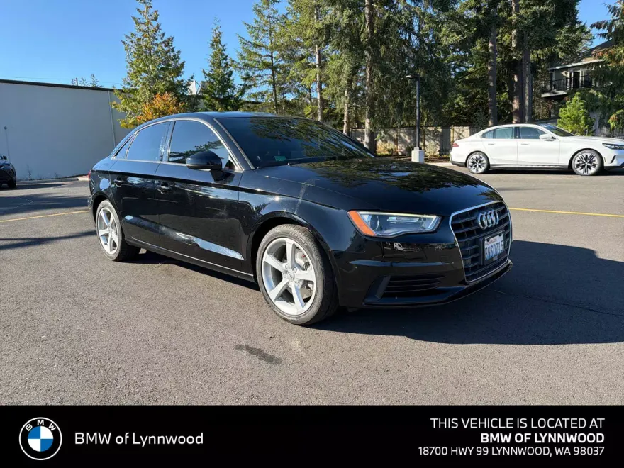 2016 Audi A3 1.8T Premium photo 1