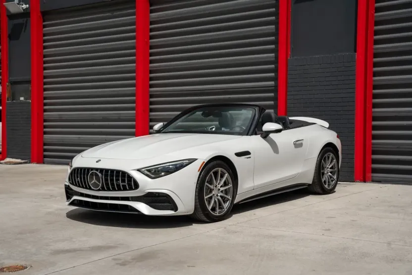 2023 Mercedes Benz SL 43 AMG photo 1