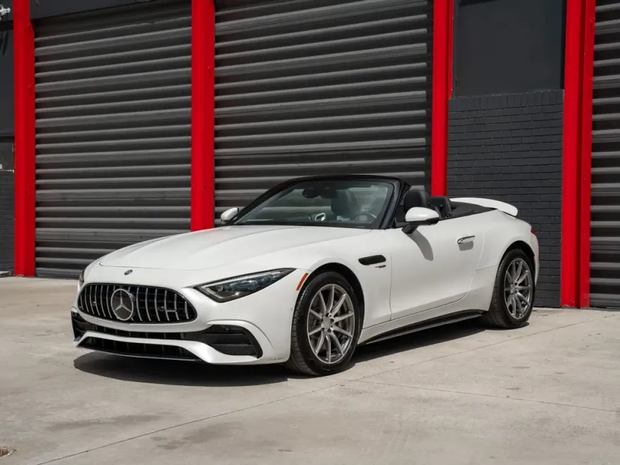 2023 Mercedes Benz SL 43 AMG photo 1