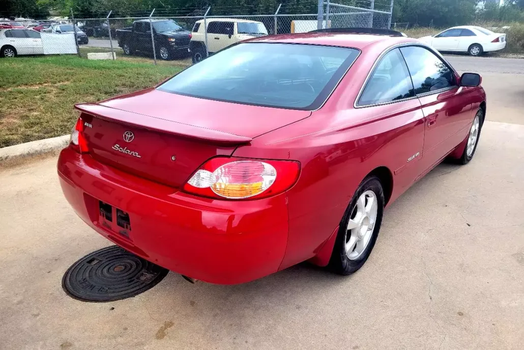 2003 Toyota Camry Solara SE photo 1