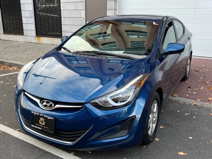 2014 Hyundai Elantra Limited photo 1