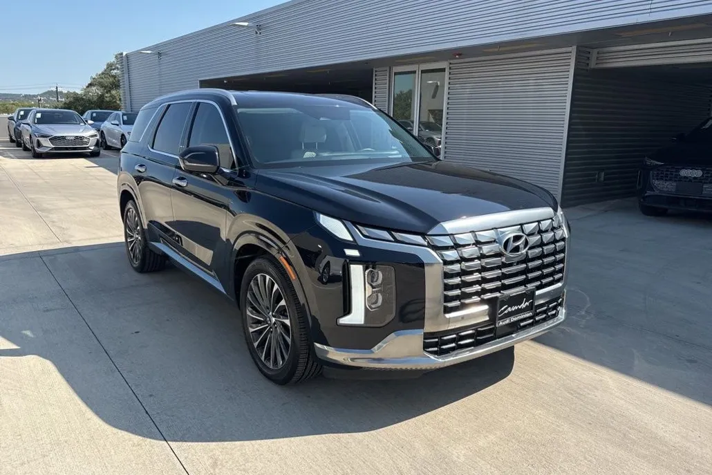 2024 Hyundai Palisade Calligraphy photo 1