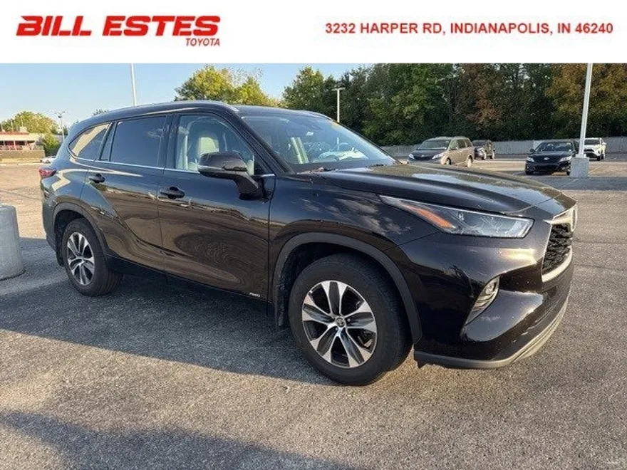 2022 Toyota Highlander XLE photo 1