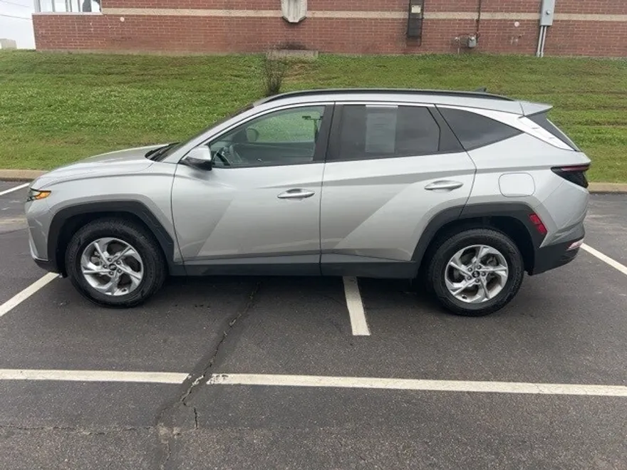 2023 Hyundai Tucson SEL photo 1
