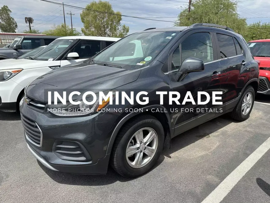 2017 Chevrolet Trax LT photo 1
