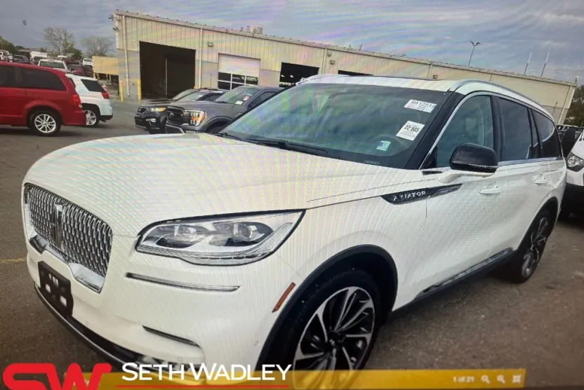 2020 Lincoln Aviator Reserve photo 1