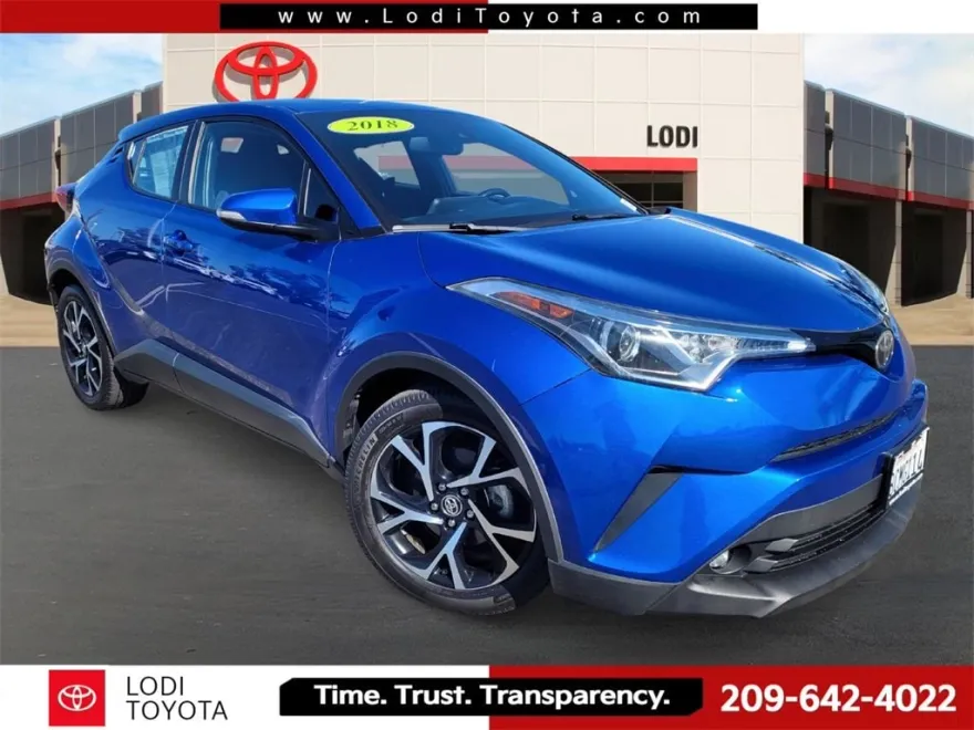 2018 Toyota C-HR XLE Premium photo 1