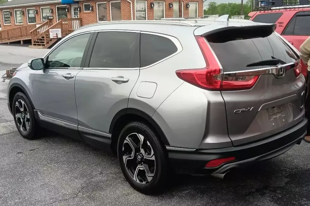 2017 Honda CR-V Touring Sport photo 1