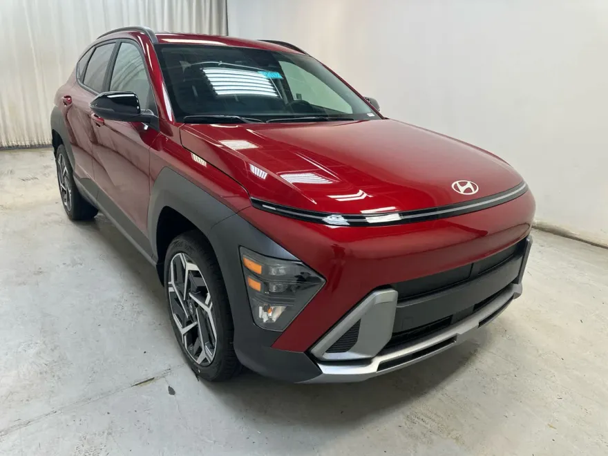 2026 Hyundai Kona SEL photo 1