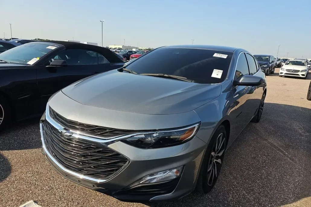 2023 Chevrolet Malibu RS photo 1