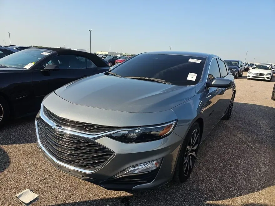 2023 Chevrolet Malibu RS photo 1