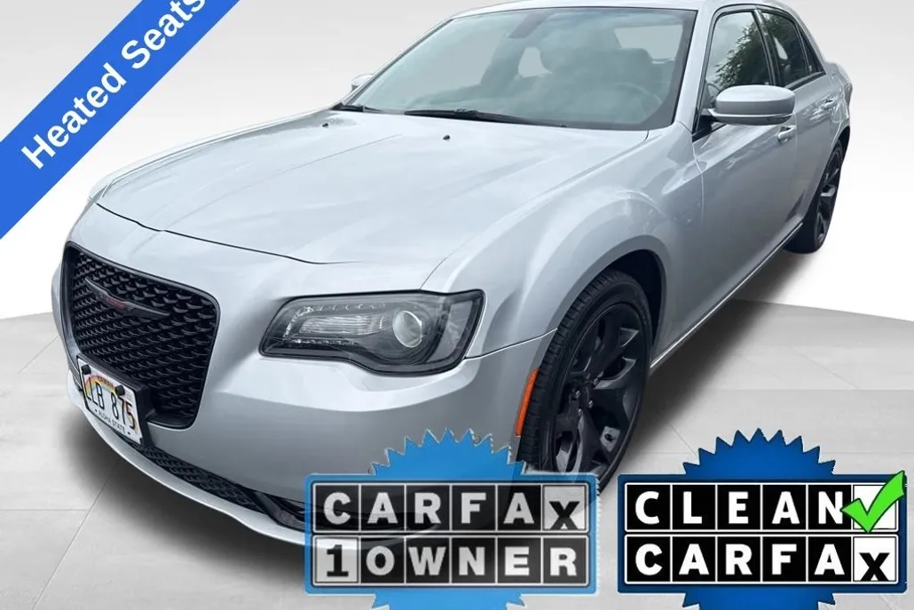 2021 Chrysler 300 S photo 1