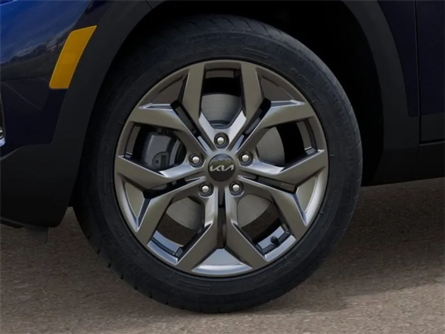 2026 Kia Seltos LX photo 1