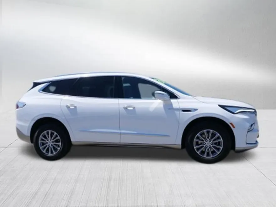 2024 Buick Enclave Premium photo 1