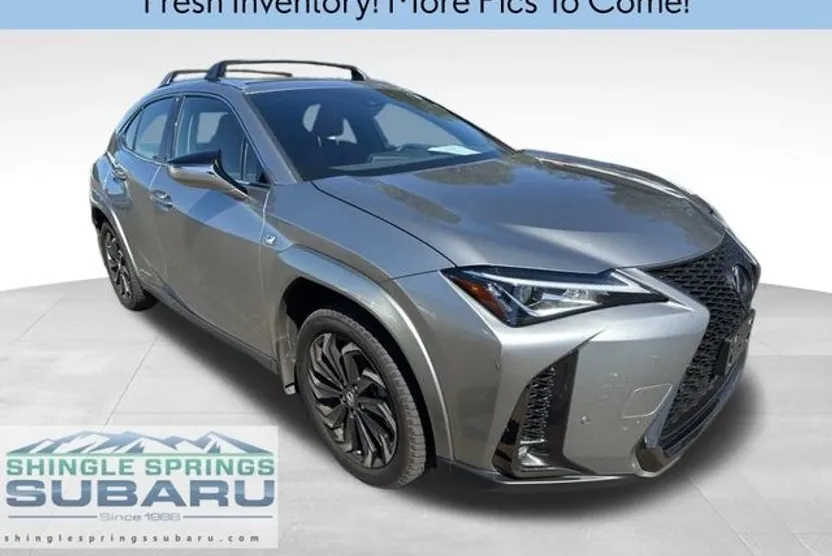 2022 Lexus UX 250h F SPORT photo 1