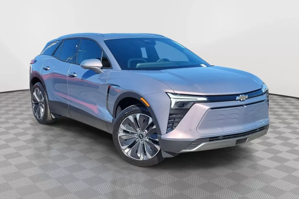 2025 Chevrolet Blazer EV photo 1