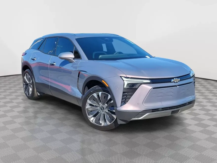 2025 Chevrolet Blazer EV photo 1