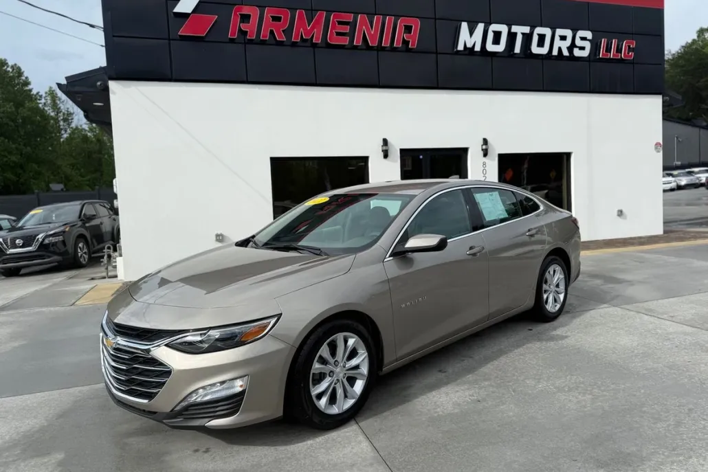2022 Chevrolet Malibu 1LT photo 1