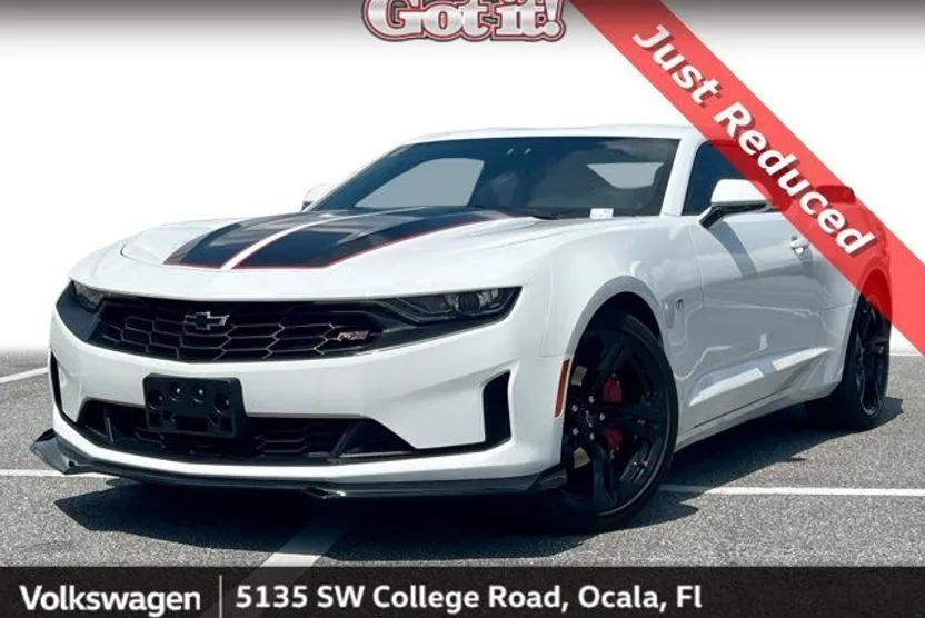 2022 Chevrolet Camaro 1LT photo 1