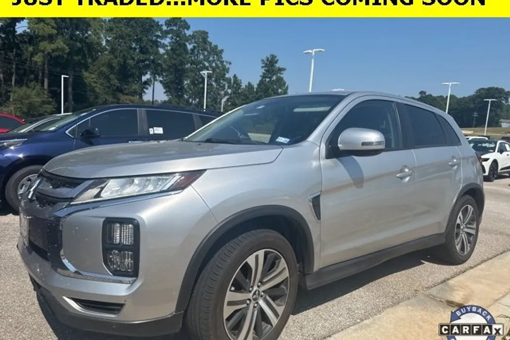 2022 Mitsubishi Outlander Sport SE photo 1