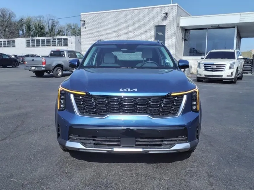 2025 Kia Sorento Hybrid EX photo 2