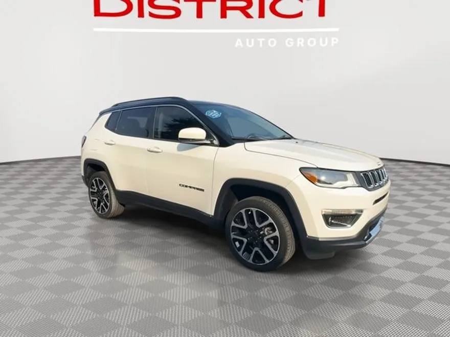 2018 Jeep Compass Limited photo 1