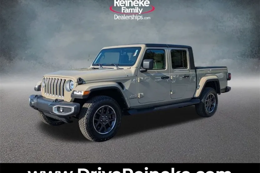 2022 Jeep Gladiator Overland photo 1