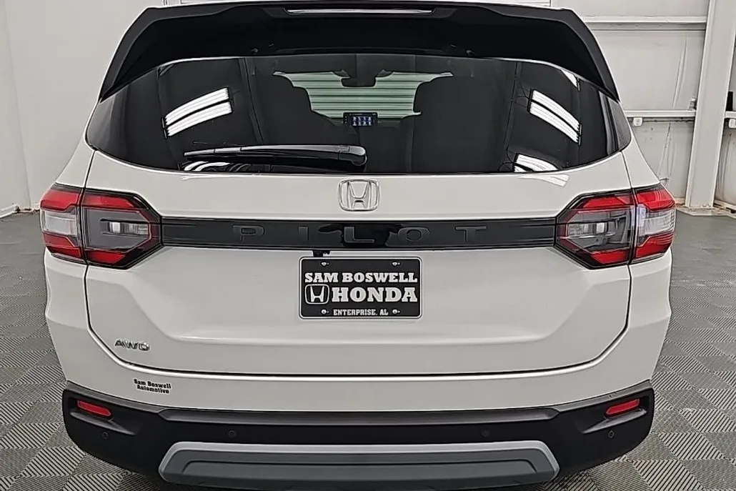 2025 Honda Pilot EX-L photo 1