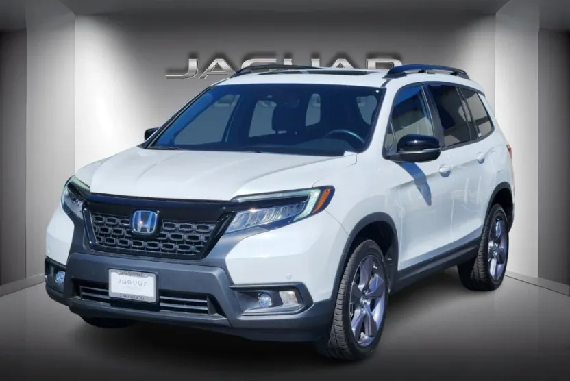 2021 Honda Passport Touring photo 1