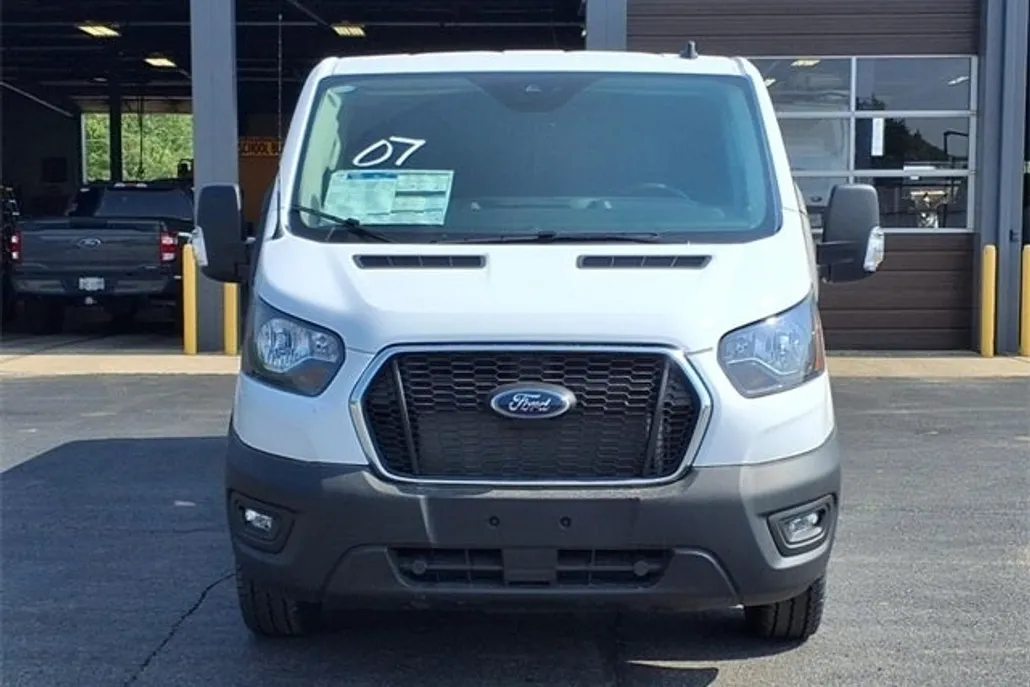 2025 Ford Transit photo 1