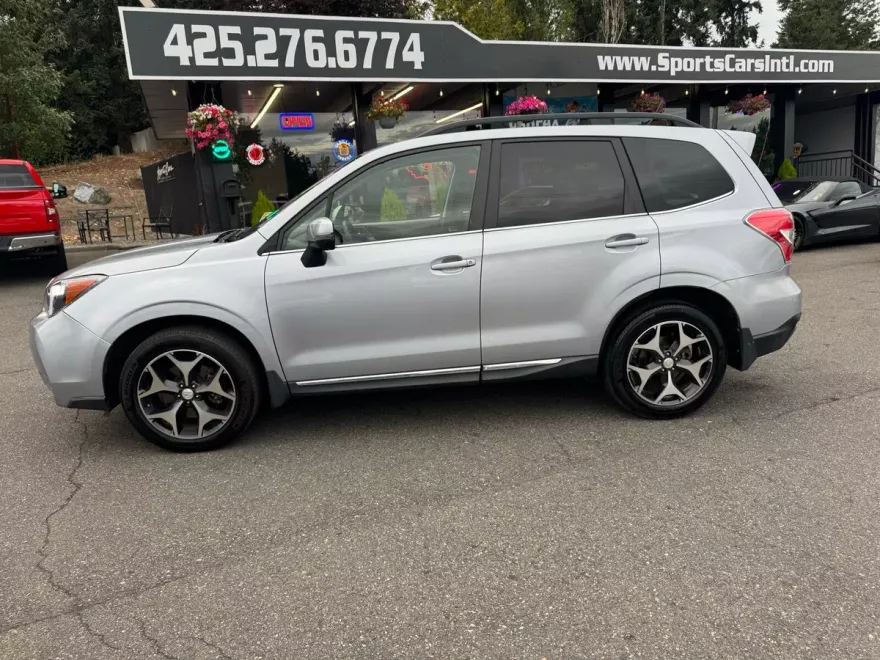 2015 Subaru Forester 2.0XT Touring photo 1