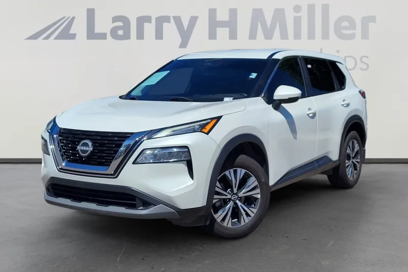 2022 Nissan Rogue SV photo 1