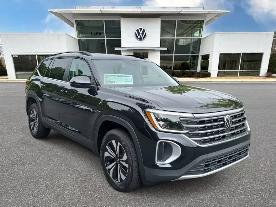 2026 Volkswagen Atlas SE photo 1