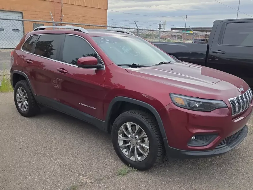 2021 Jeep Cherokee Latitude Lux photo 1
